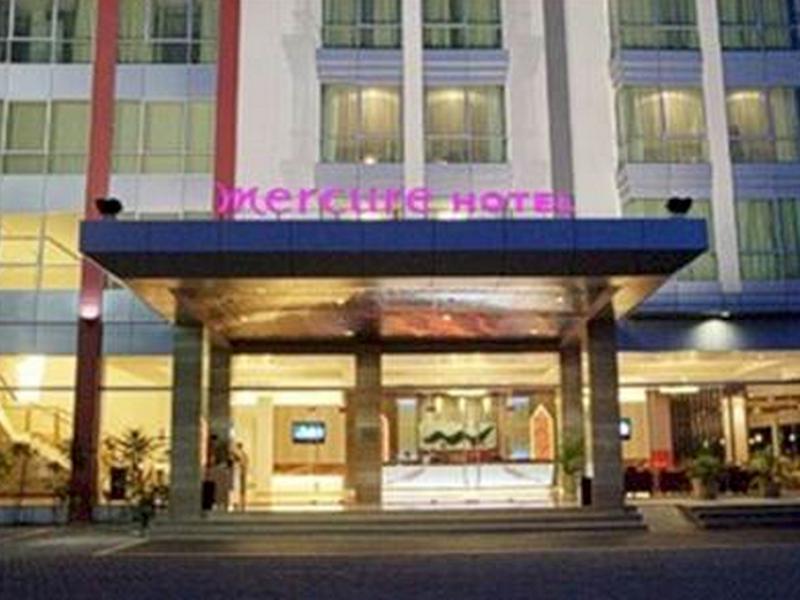 Mercure Pontianak City Center Екстериор снимка