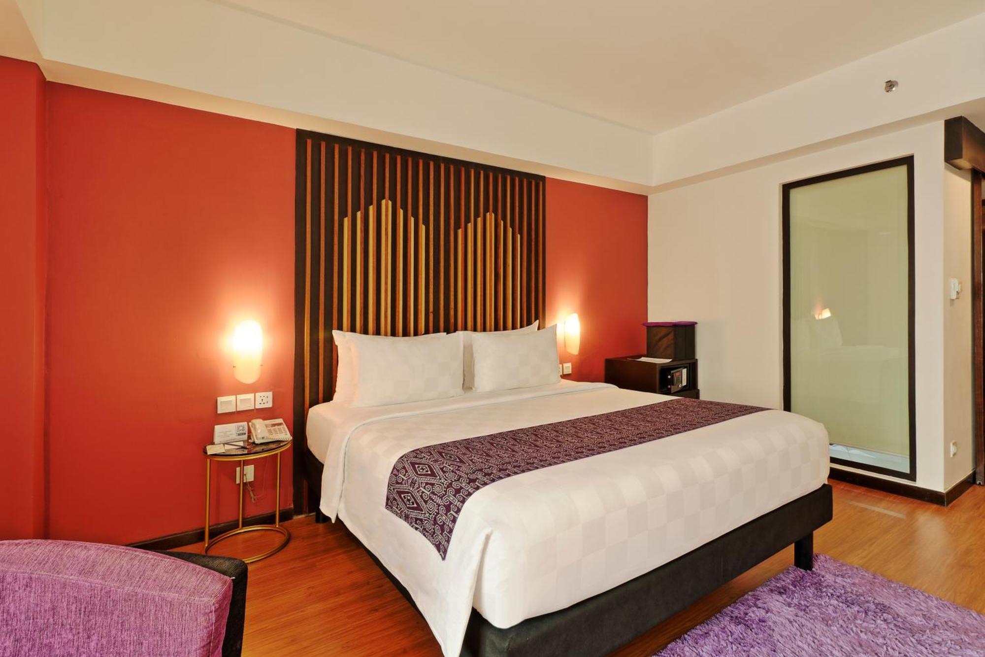 Mercure Pontianak City Center Екстериор снимка